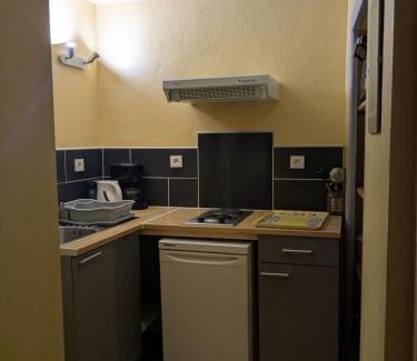 Antibes Old Town Apartment | Studio Saint-Jeannet