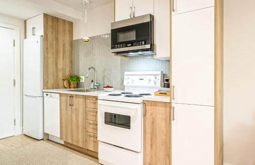 Mont-Tremblant Village Apartment | Studio Scandinave by Gestion ELITE