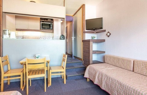 La Lechere Apartment | Studio | Scenic Living in Valmorel | Sleeps 3!