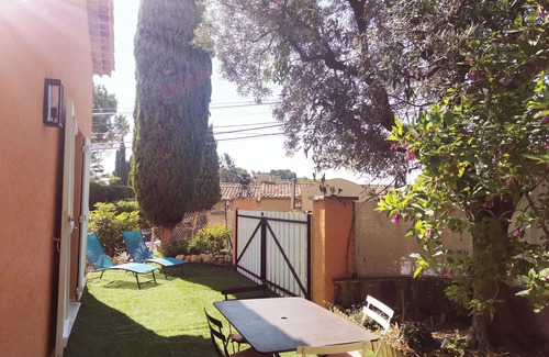 Vallauris Apartment | Studio Sous L'olivier