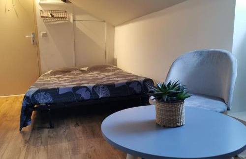 Chaville Apartment | Studio sous les toits proche Paris et Versailles