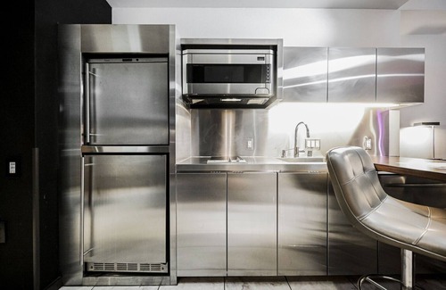 Las Vegas Apartment | Studio Strip View w/Open Balcony at Palms Place