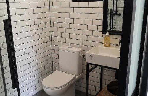 Barbaggio Apartment | Studio style industriel