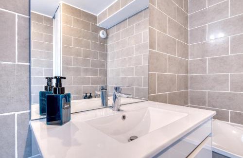 Meximieux Apartment | Studio tout confort - CNPE Bugey - Centre Meximieux