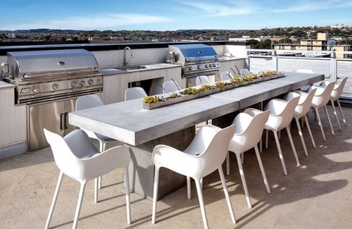 Civic District Condo | Studio unit/Austin - Full Kitchen, W/D, Rooftop Pool, & More!