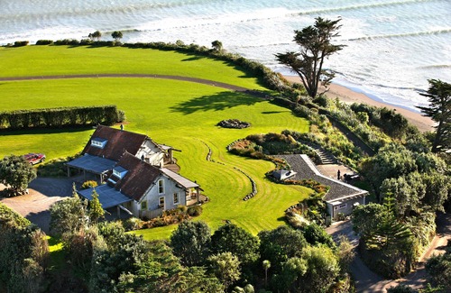 Kaitake Villa | Studio Villa, amazing views!