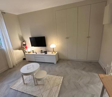 Villennes-sur-Seine Apartment | Studio Villennes sur seine cosy Paris Versailles