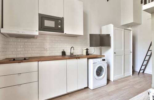 Bonne-Nouvelle Apartment | Studio Vivienne - Welkeys