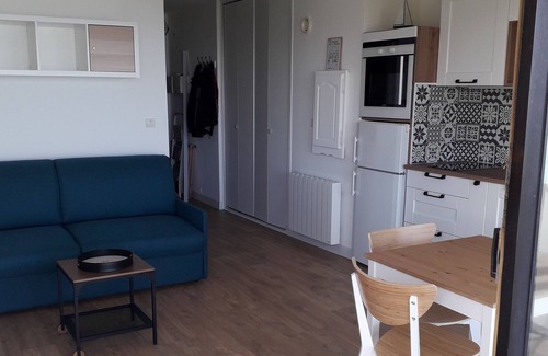 Trouville-sur-Mer Apartment | Studio vue Mer, Proximité Commerces, 150m Plage