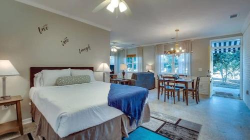 Thunderbolt House | Studio w Gazebo & Pool-Swanky Savannah Style
