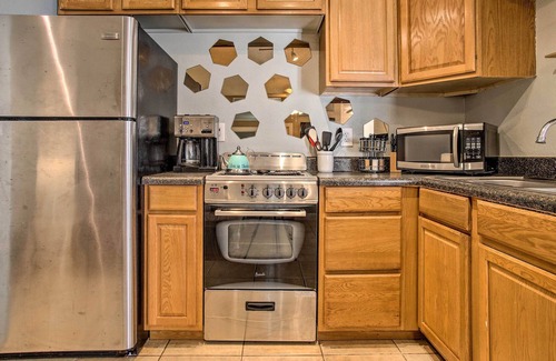 Margate Apartment | Studio w/Private Patio ~ 9 Miles to Pompano Beach!
