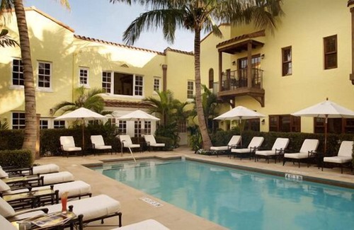 Palm Beach Condo | STUDIO with a TERRACE!! VERY PRIVATE.