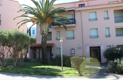Collioure Apartment | Studio with Parking and Terrace in Charming Collioure