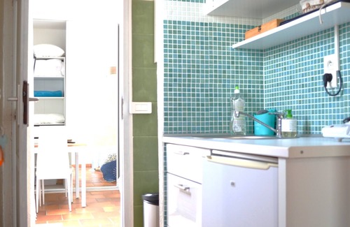 La Crau Apartment | Studio with pool view