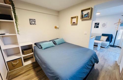 Valbonne Apartment | Studio with private car park and air con