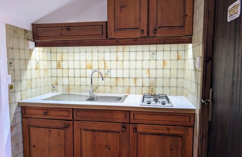 Creixell Apartment | Studio with shared pool near the beach and Creixell town center.
