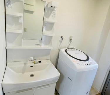 Yokosuka Apartment | STUDIO YONEGAHAMA l 米が浜通