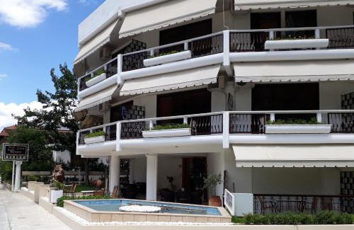 Kamena Vourla House | Studios Souropanis