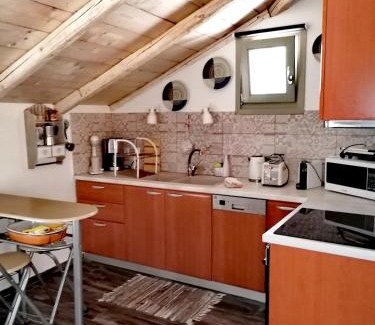 Zagora-Mouresi Apartment | Studios Yalos