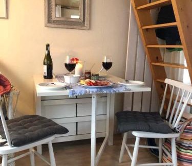 Fjallbacka House | Stugan i hamnen