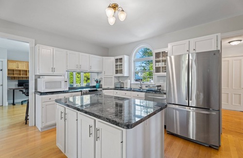 Groton House | Stunner close to Cornell, Cortland, Finger Lakes! Spread out on 3 acres!