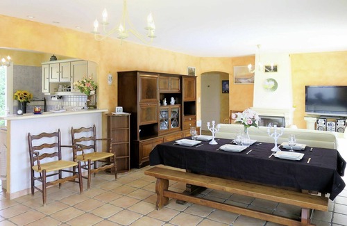 Ordonnac House | Stunning private villa for 6 people with WIFI, private pool, TV, terrace and pets allowed