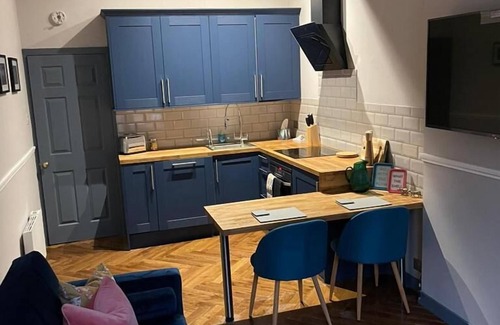 Glasgow Westend Apartment | Stunning 1 bed Apt in West End