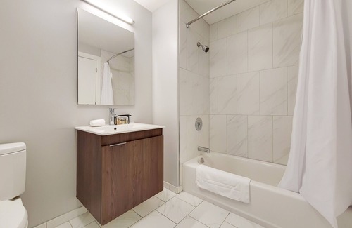 Fenway–Kenmore Apartment | Stunning 1 Bedroom Near Fenway Park