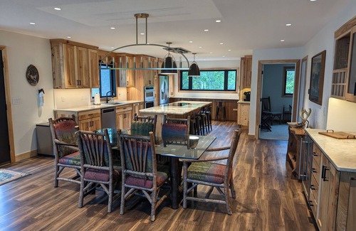 Woodruff House | Stunning 180 degree views from Gresham Retreat's 520 ft of private lakefront