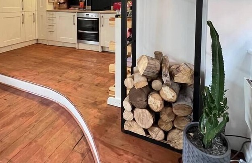Maidstone Apartment | Stunning 2-Bed Apartment in Maidstone