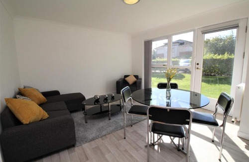 Glasgow Apartment | *Stunning 2 bed flat*