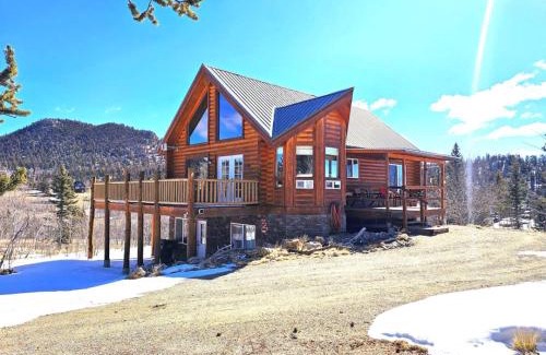 Indian Mountain House | Stunning 2 Bedroom 1.5 Bath Cabin on 3.5 Acres