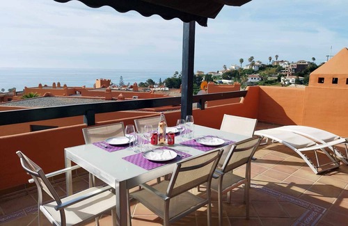 Buenas Noches Apartment | Stunning 2 bedroom apartment sea views