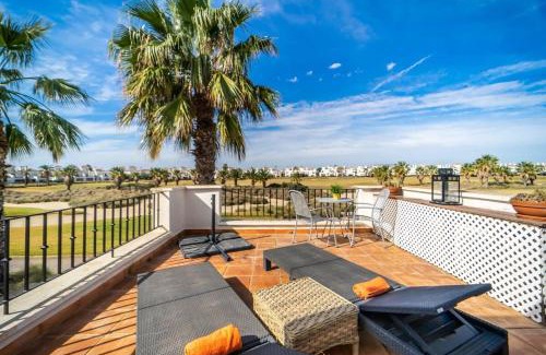 Roldan House | Stunning 2 bedroom townhouse - CE33LT