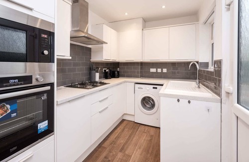 Anerley House | Stunning 2BR House in London