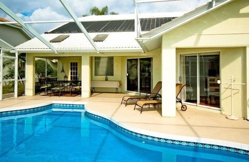 Tara Golf and Country Club House | Stunning 3 Bed Home with South Facing Solar Heated Pool at Tara Golf