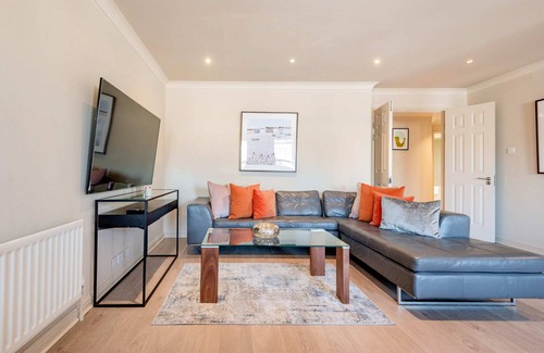 Maida Vale Apartment | Stunning 3-bed in the heart of London