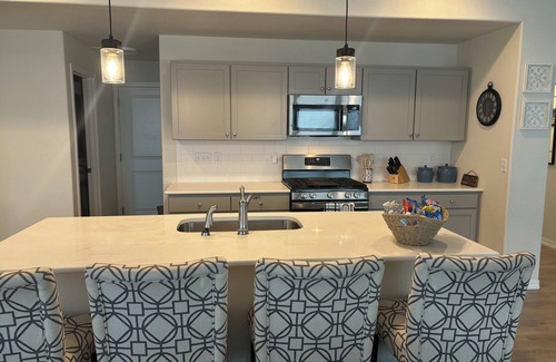 Southeast Colorado Springs House | Stunning 3-bedroom house in terrific Colorado Springsneighborhood.