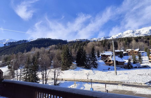 Meribel Centre Apartment | Stunning 3-room apt in Méribel, close to slopes, with parking and WIFI included.