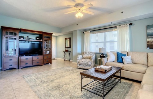 New Smyrna Beach Apartment | Stunning 32 Corner unit on the Atlantic. OW10-401