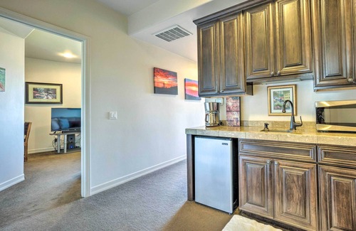 Smith River Apartment | Stunning 360 Ocean Views, Near Redwoods NP!