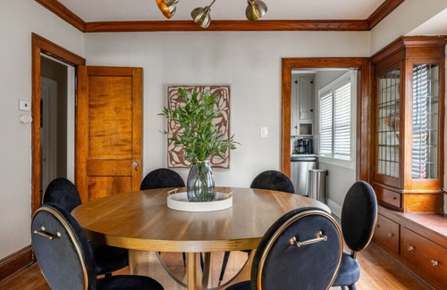 Cleveland Apartment | Stunning 3BR - Near Cleveland Clinic Main Campus