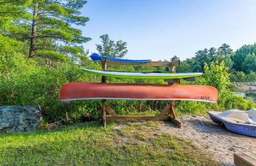 Gravenhurst House | Stunning 3br Waterfront Lake Cottage Hottub&sauna
