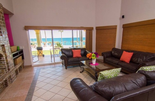 Sandy Beach Villa | Stunning 4 Bedroom Beach Villa on Sandy Beach at Las Palmas Beachfront Resortv15 4 Villa by Redawning