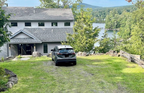 Putnam Station House | Stunning 4Bdrm Lake George Waterfront