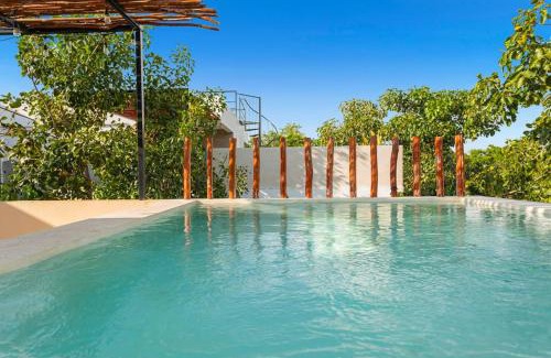 Ek Balam Village Villa | Stunning 4br - Rooftop Pool, 5 mins to beach