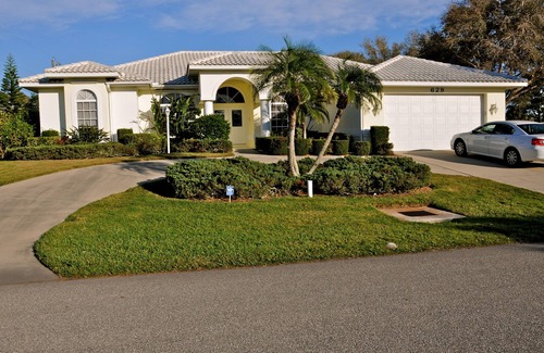 Golden Beach House | Stunning 5 Star Luxury Vacation Home, Private Golden Beach and Heated Pool