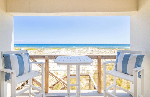 Villa Primera House | Stunning 5B Gulf Front Home!