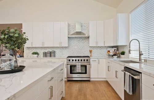 Encino House | Stunning 5BD3.5BA Family 1 Story Home in Encino