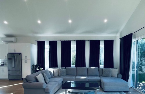 Encino House | Stunning 5BD3.5BA Family 1 Story Home in Encino